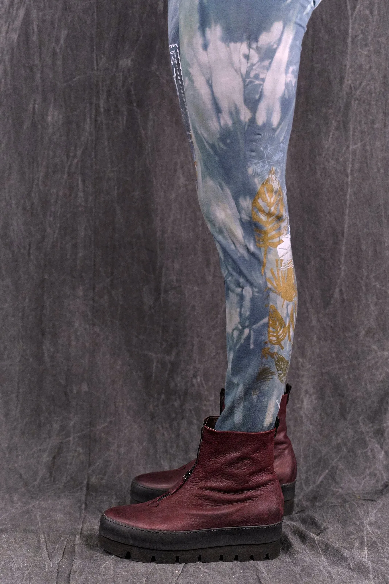 3136 Hand Dyed Hand Printed Steel Blue Green Leaf
