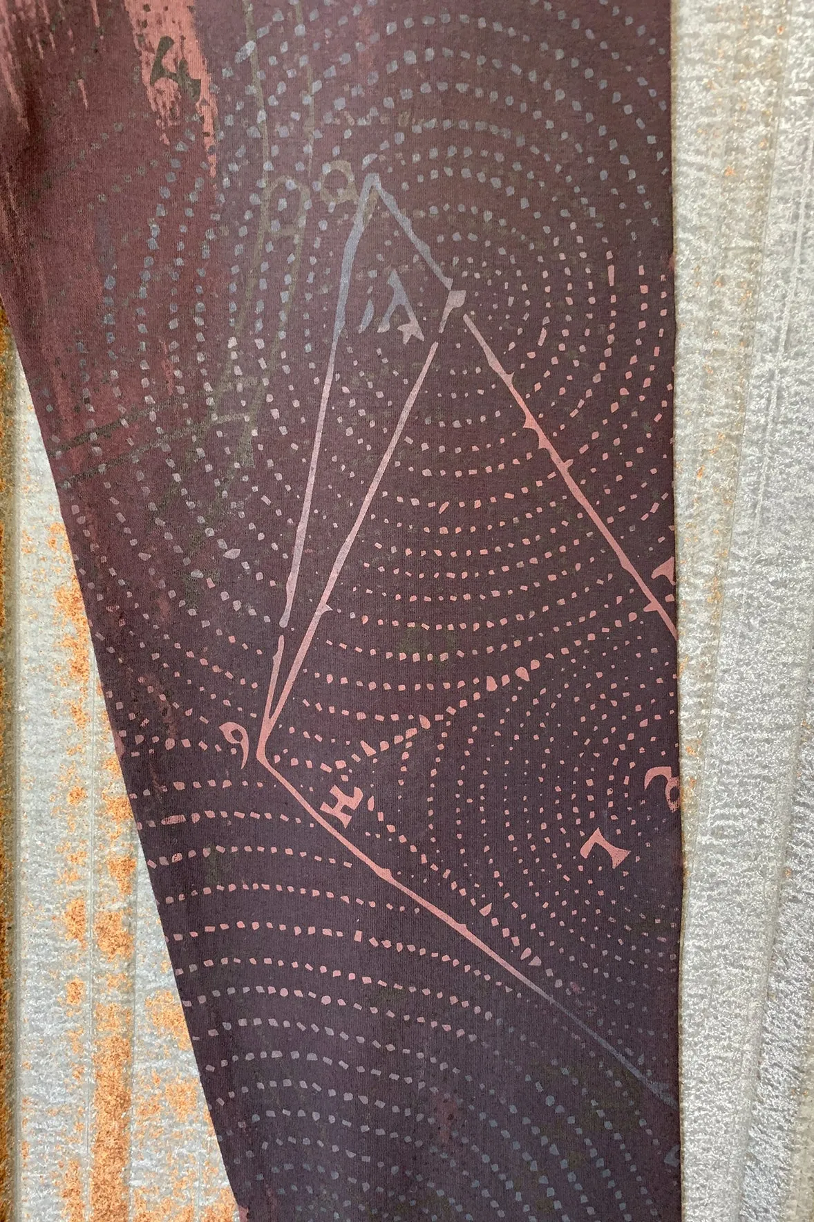 3136 Handprinted Legging Incense-P