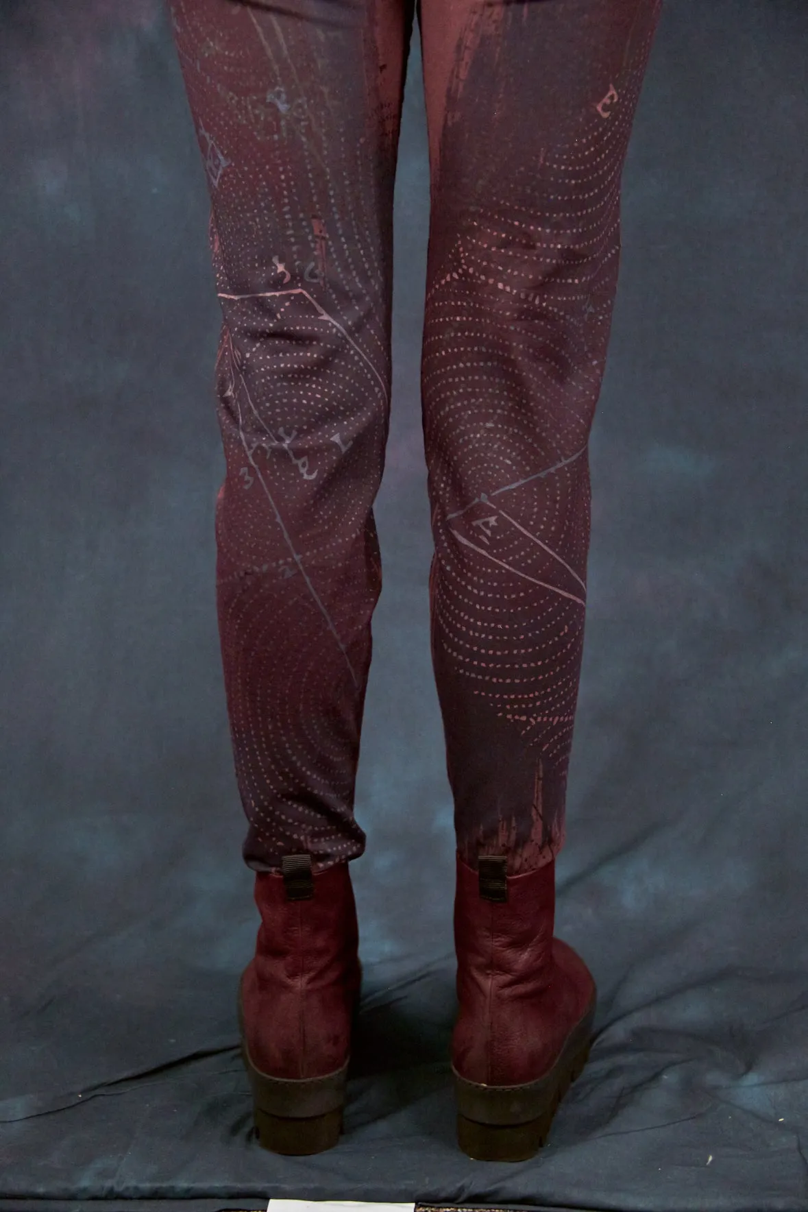 3136 Handprinted Legging Incense-P