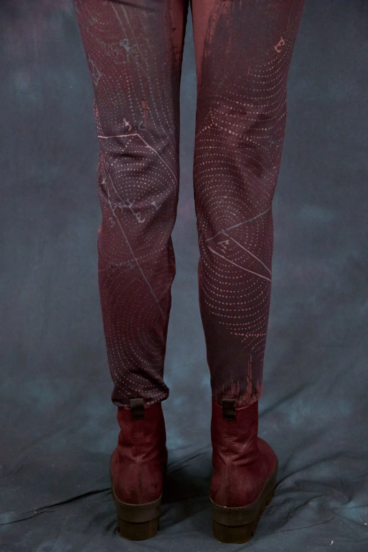 3136 Handprinted Legging Incense-P