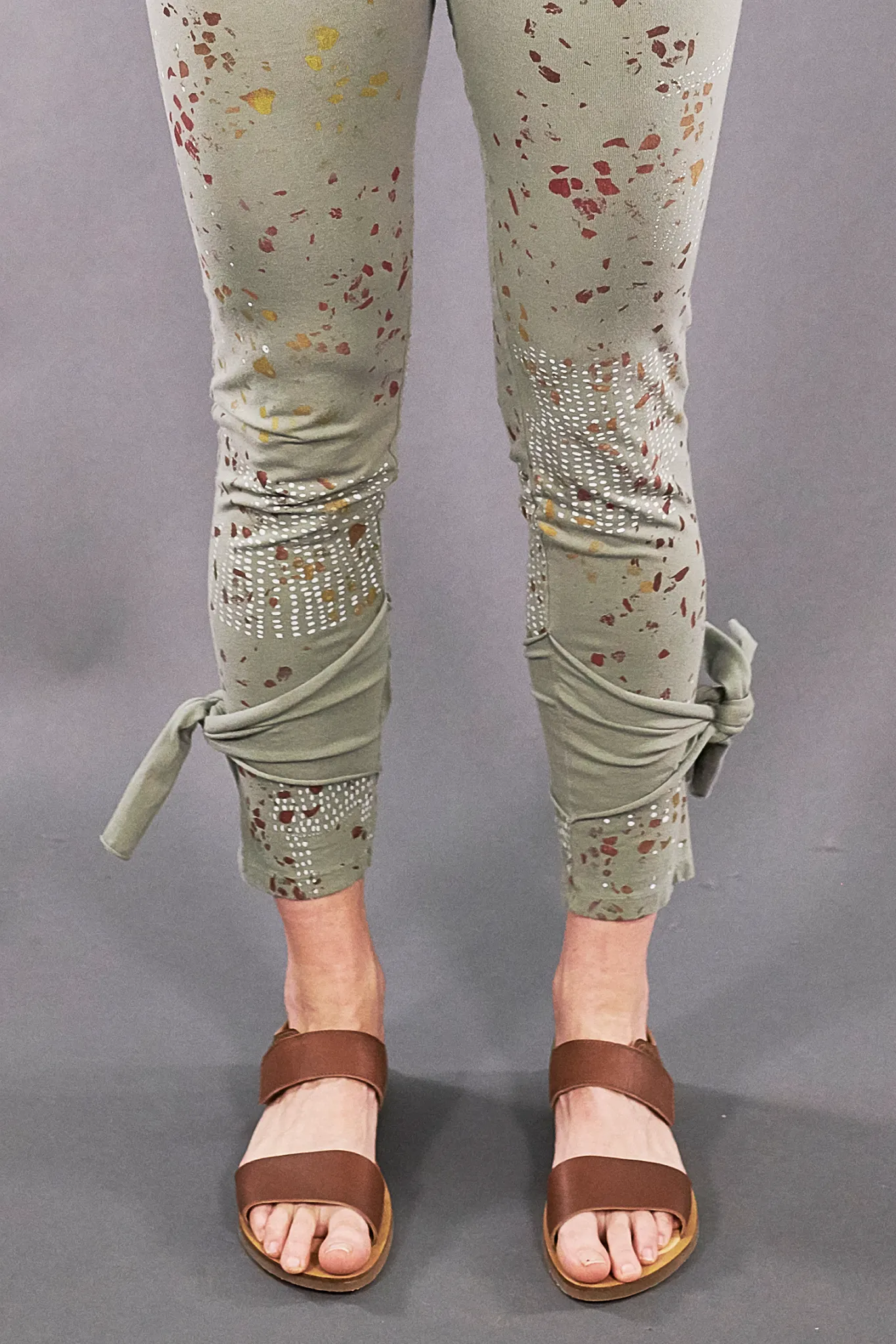 3185 Hand Printed Side Wrap Legging Lichen-P