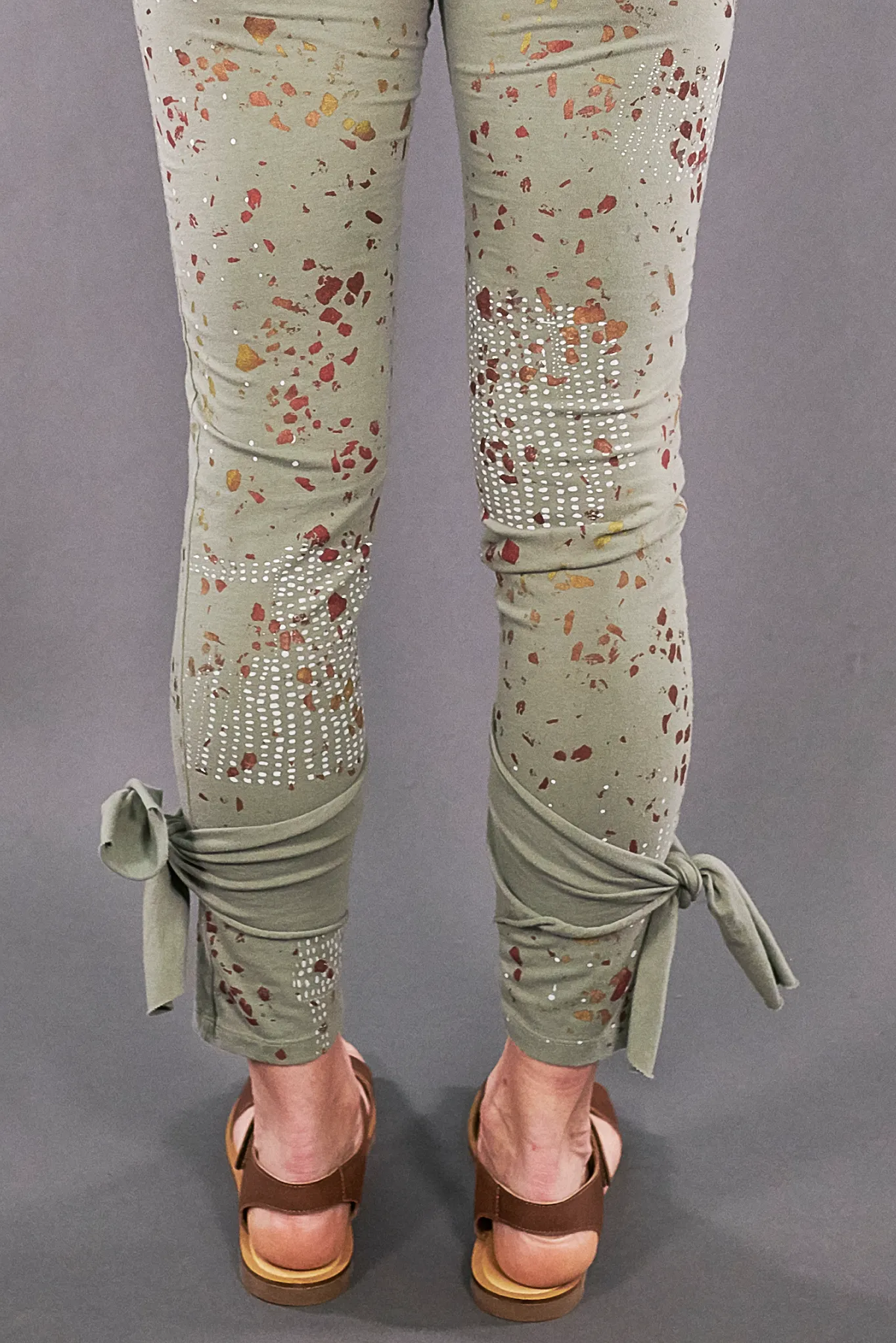 3185 Hand Printed Side Wrap Legging Lichen-P