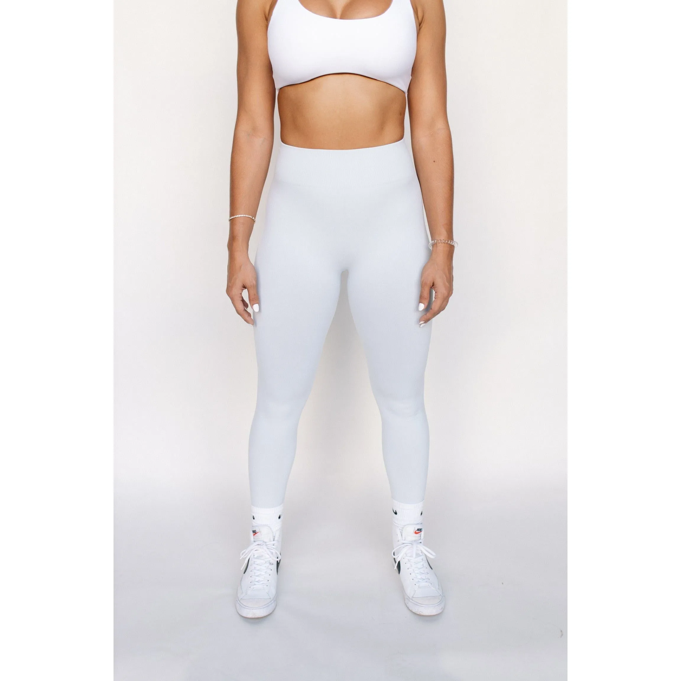 CONTOUR SCRUNCH LEGGING
