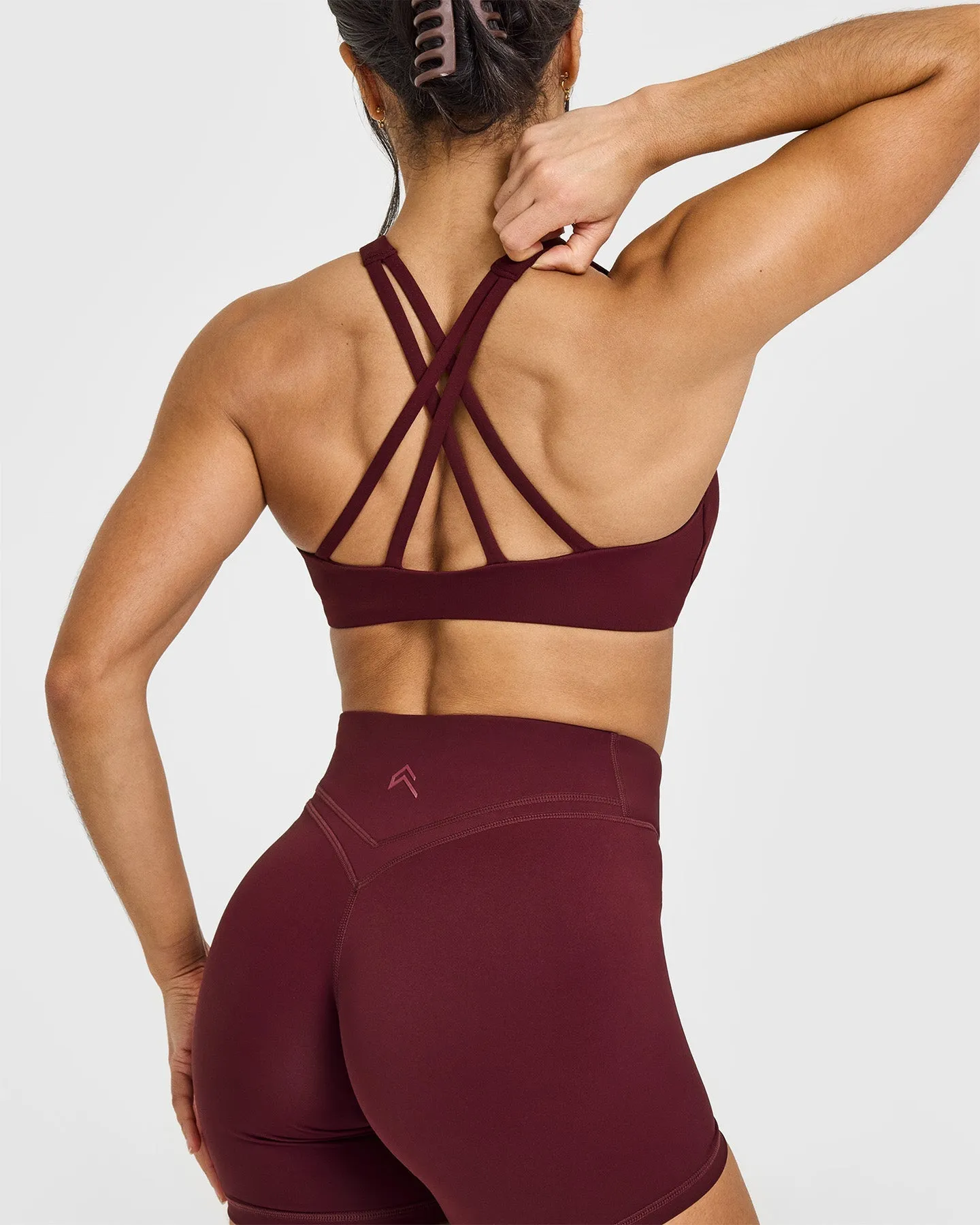 EasyLift™ High Neck Sports Bra | Rosewood