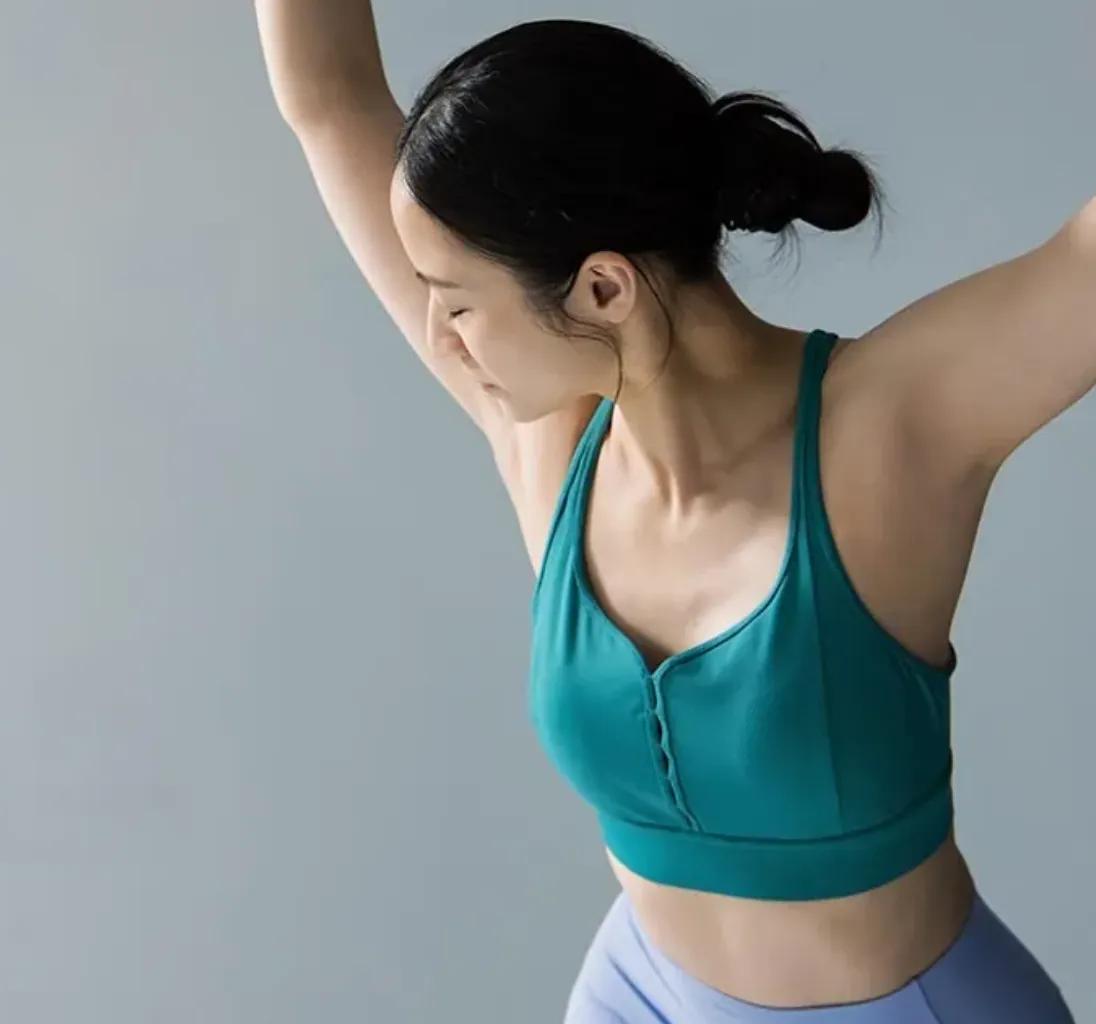 easyoga LA-VEDA Stunning Bra - G29 Pale Green