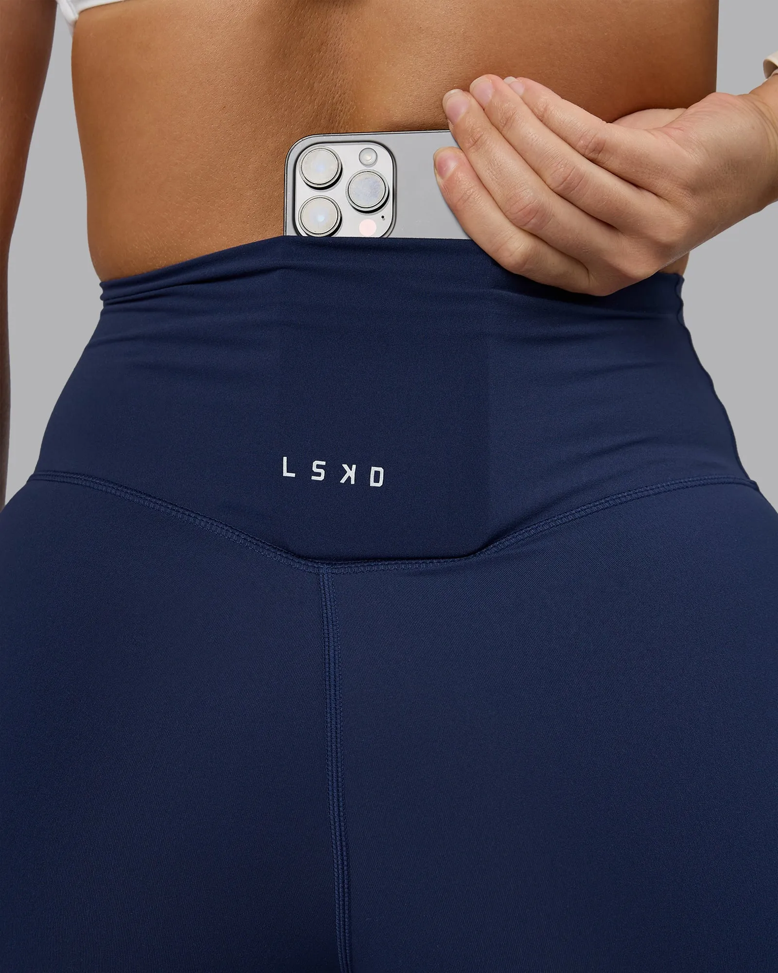 Elixir Mid Short Tight - Future Navy