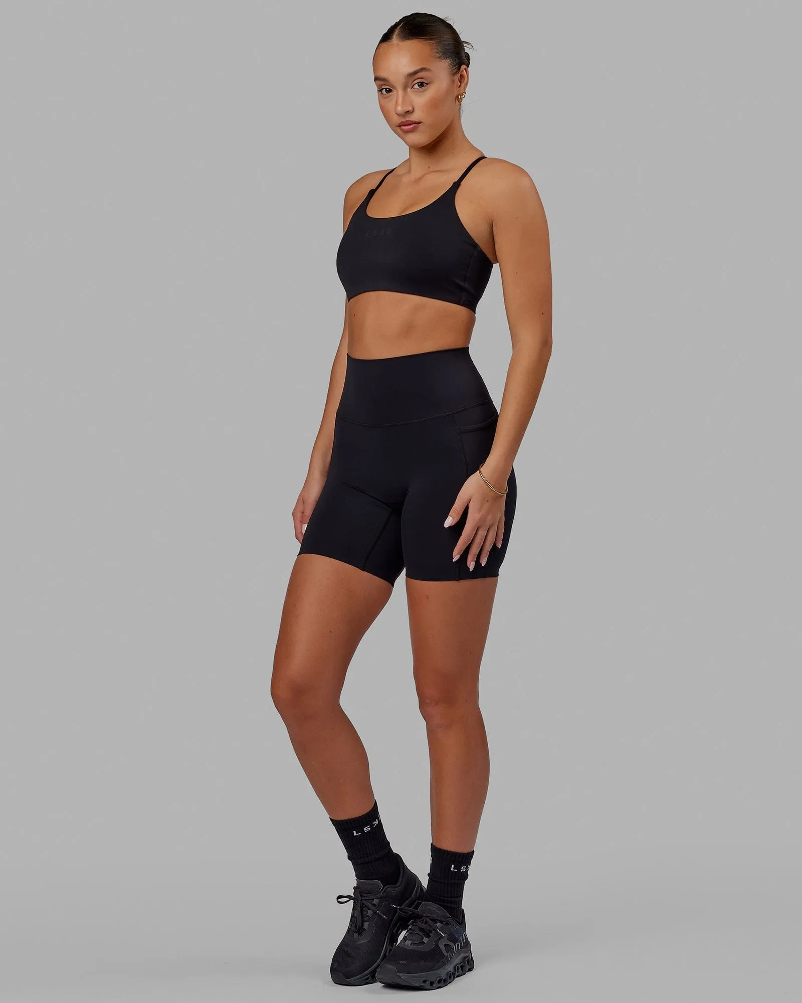 Elixir Mid Short Tight With Pockets - Black