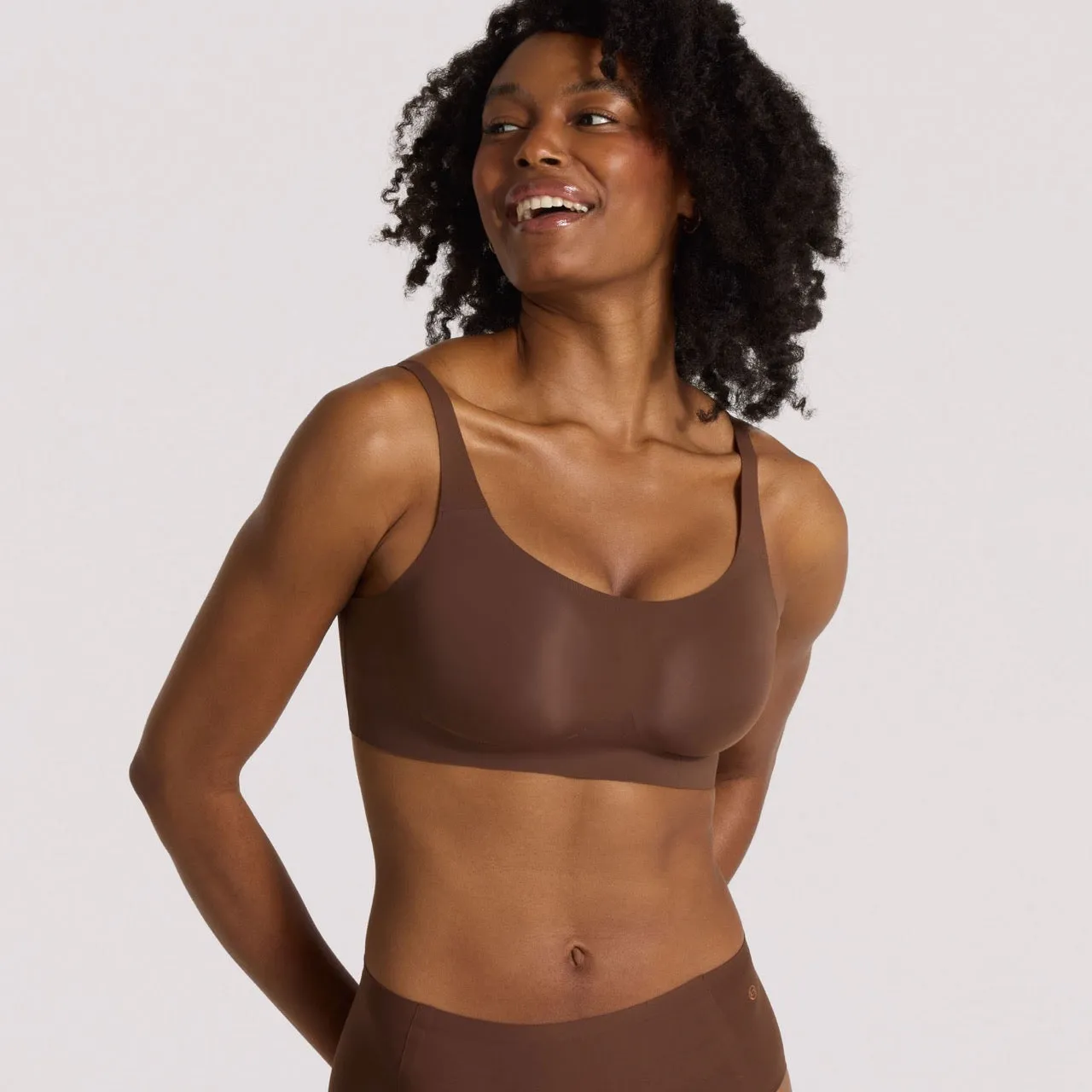 Evelyn And Bobbie- STRUCTURED SCOOP BRA