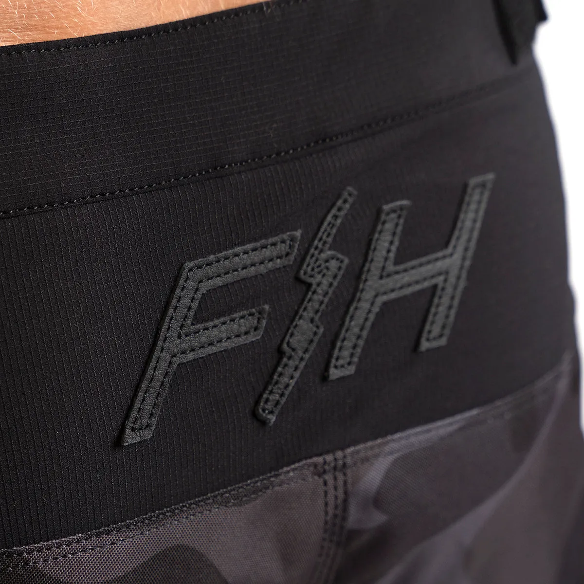 Fastline 2.0 MTB Pant - Black/Camo