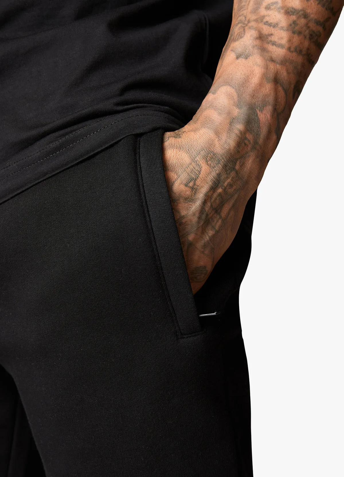 Gym King Covert Linear Logo Jogger Black