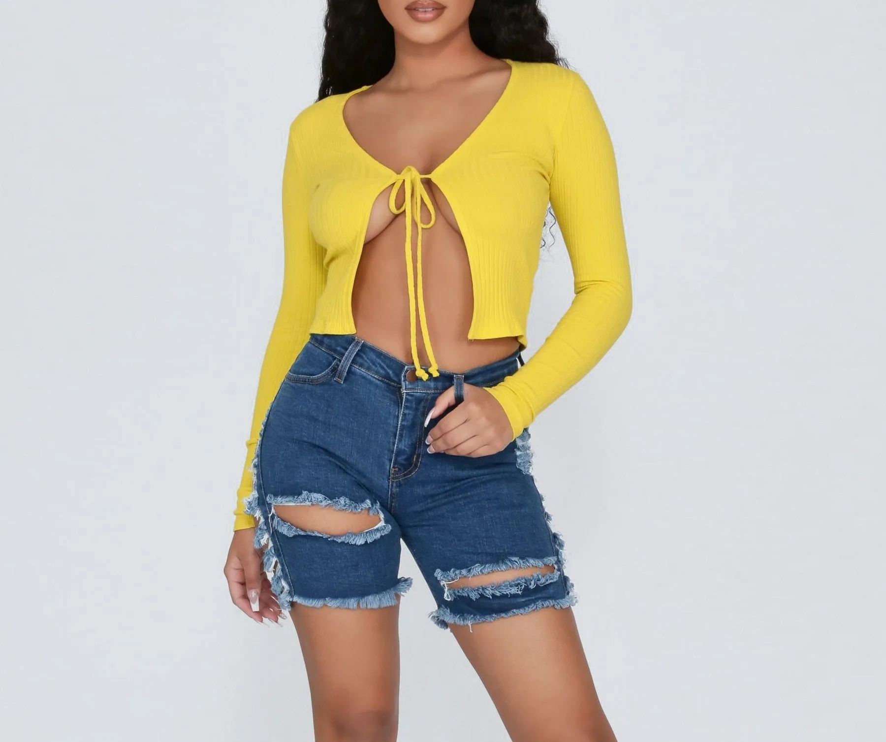 Hand-worn high waist denim shorts