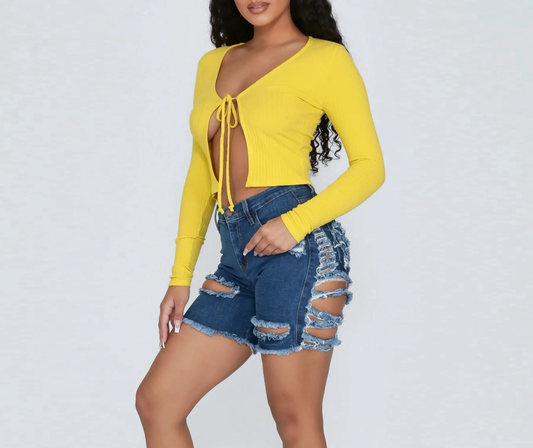 Hand-worn high waist denim shorts