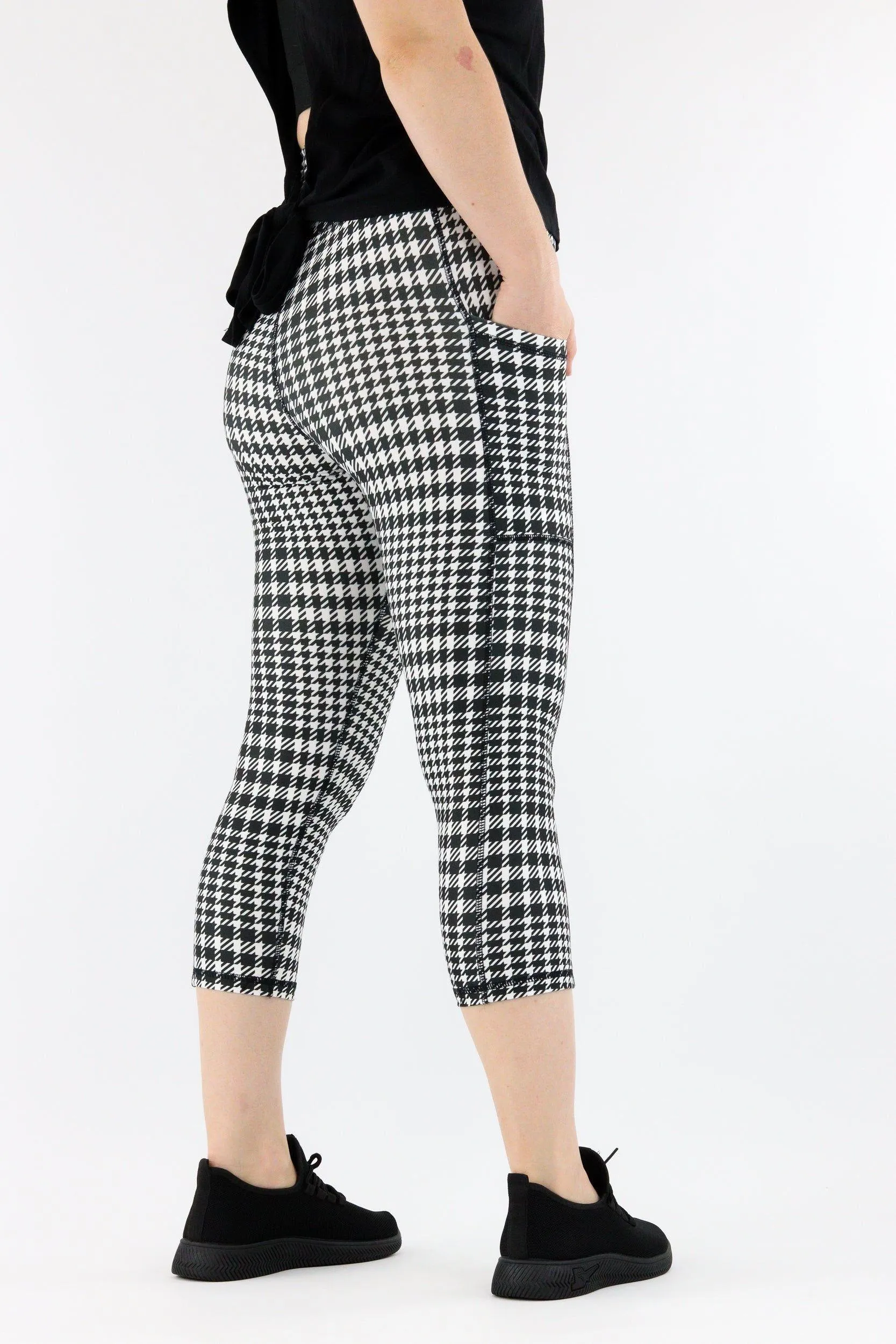 Houndstooth - Hybrid 1.0 - Leg Pockets - Capri Leggings