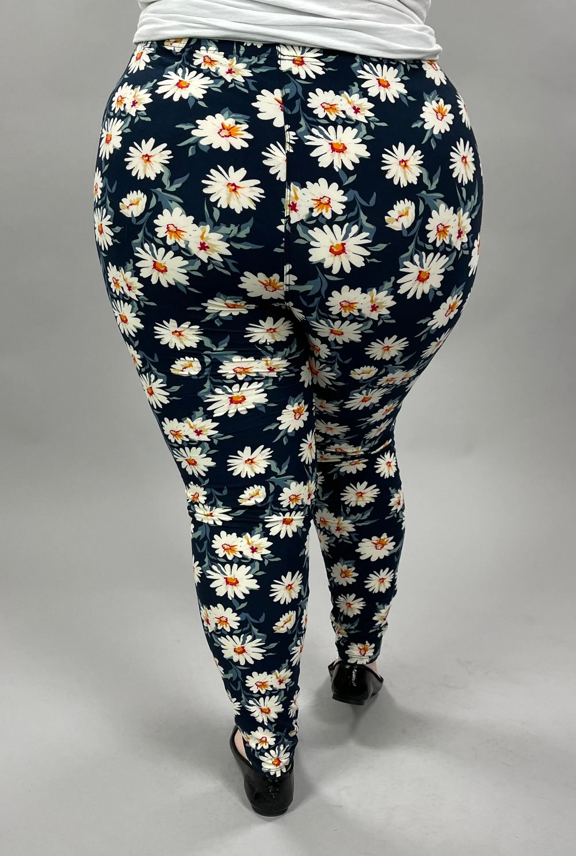 LEG-31 {Blue Daisy}  Navy Daisy Printed Leggings EXTENDED PLUS SIZE