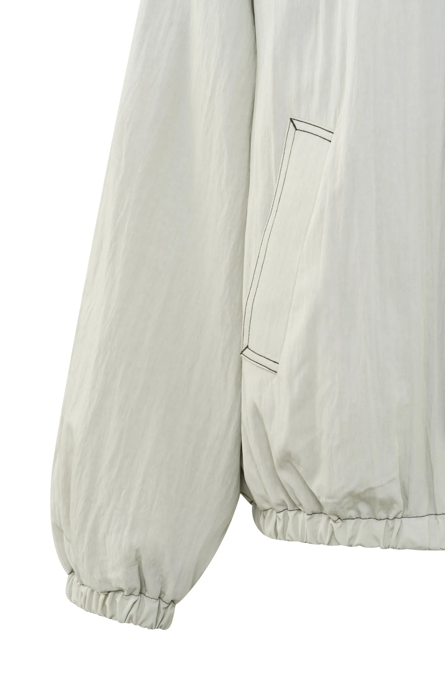 Lightweight oversized jacket with drawstring and zipper