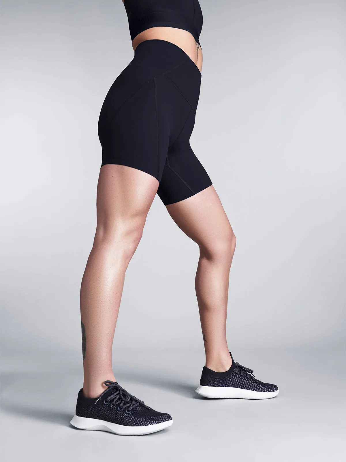 LIMITLESS 7.5" Super High Rise Bike Short Black