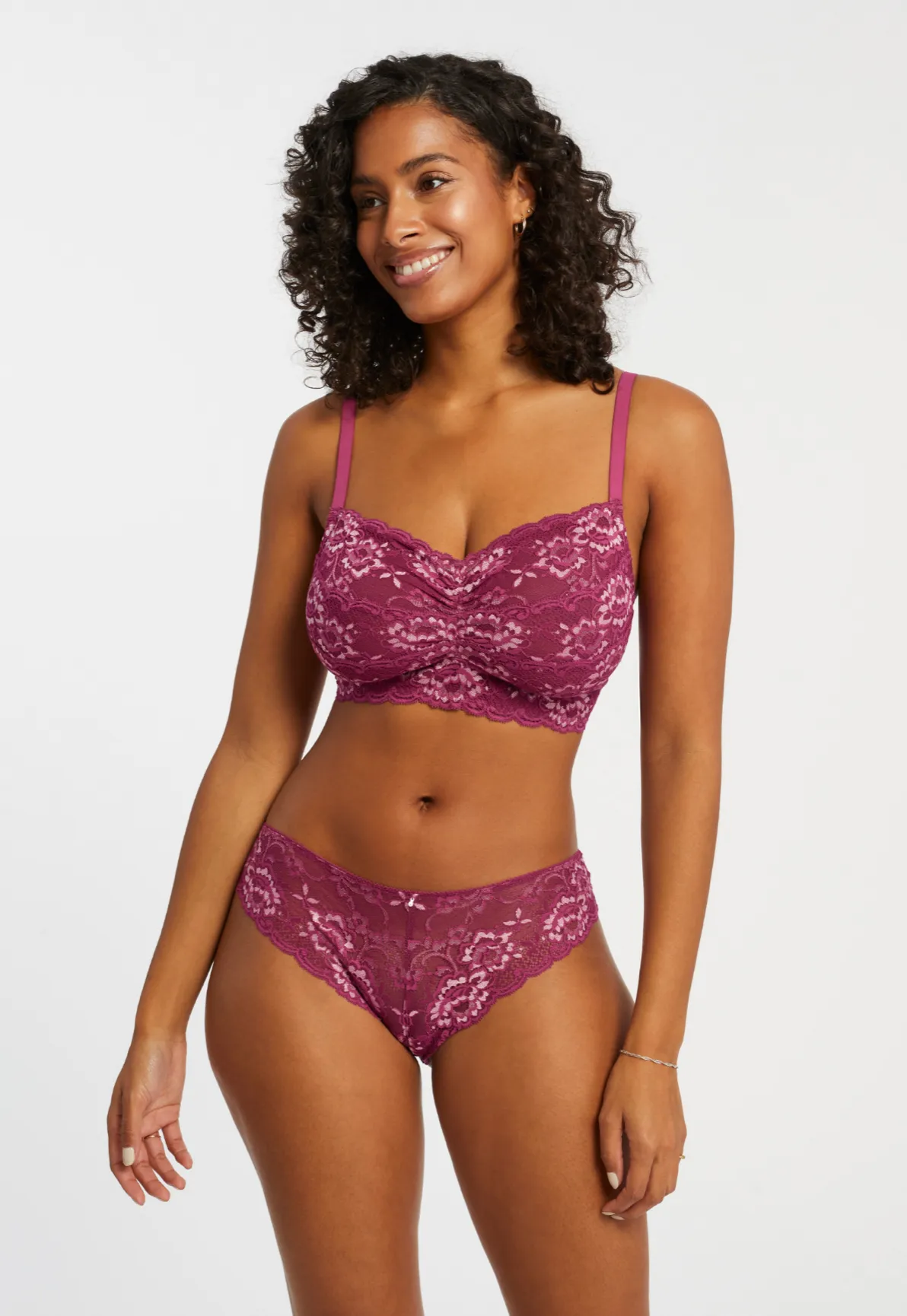 Muse Full Cup in Cranberry/Rose