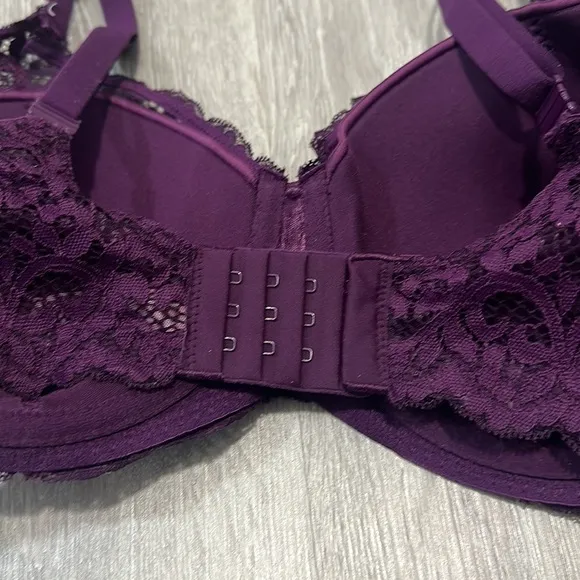 NWT Victoria’s Secret 36DDD Bra Plum Deep Purple Women’s Bra