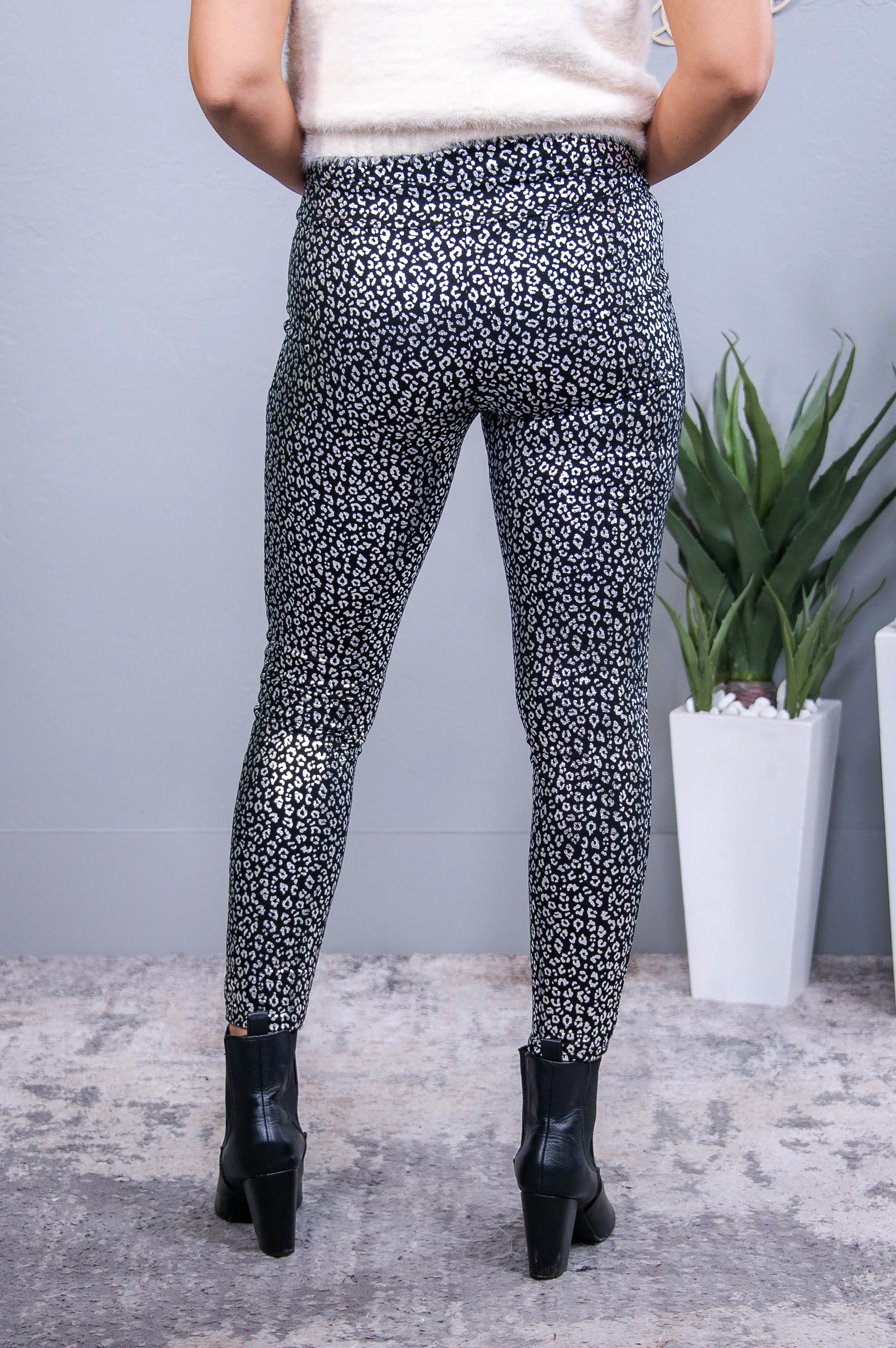 On The Prowl Black/Silver Printed Leggings - LEG3107BK