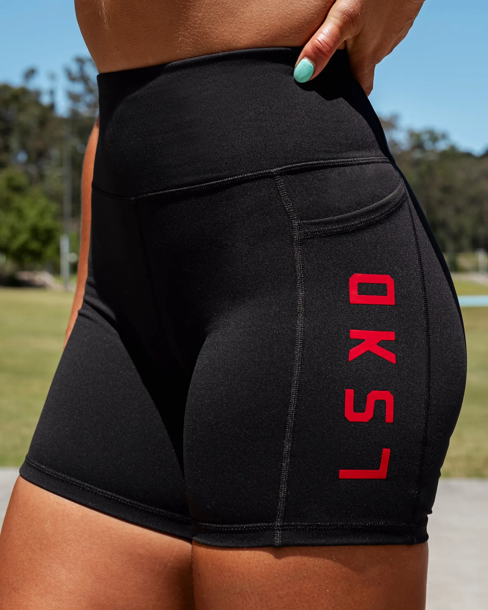 Rep Mid Short Tight - Black-Crimson