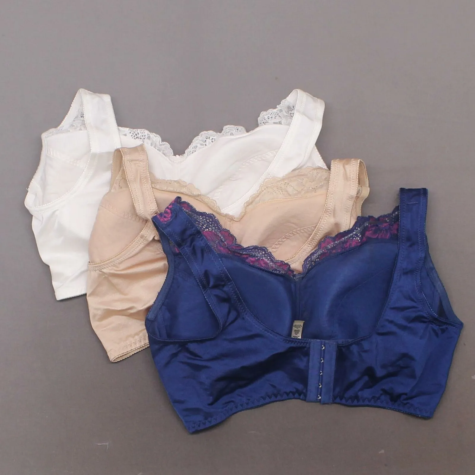 Rhonda Shear 3 Pack Plus Size Adjustable Back Betty Pin-Up Bras Darks 1X