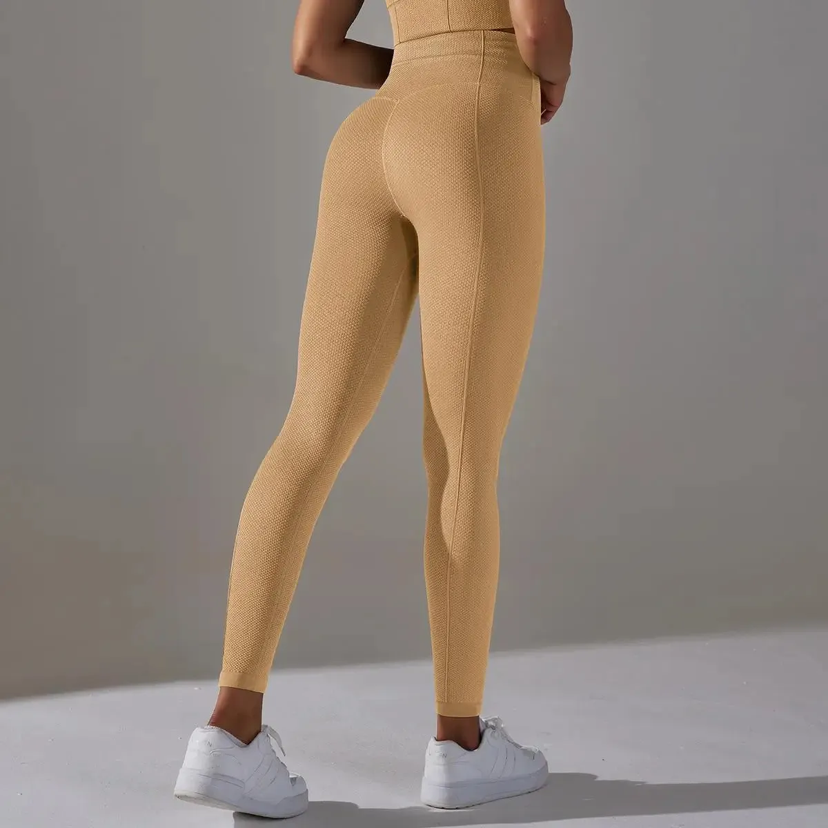 Seamless Yoga Pants - Elevate Your Gym and Yoga Sessions