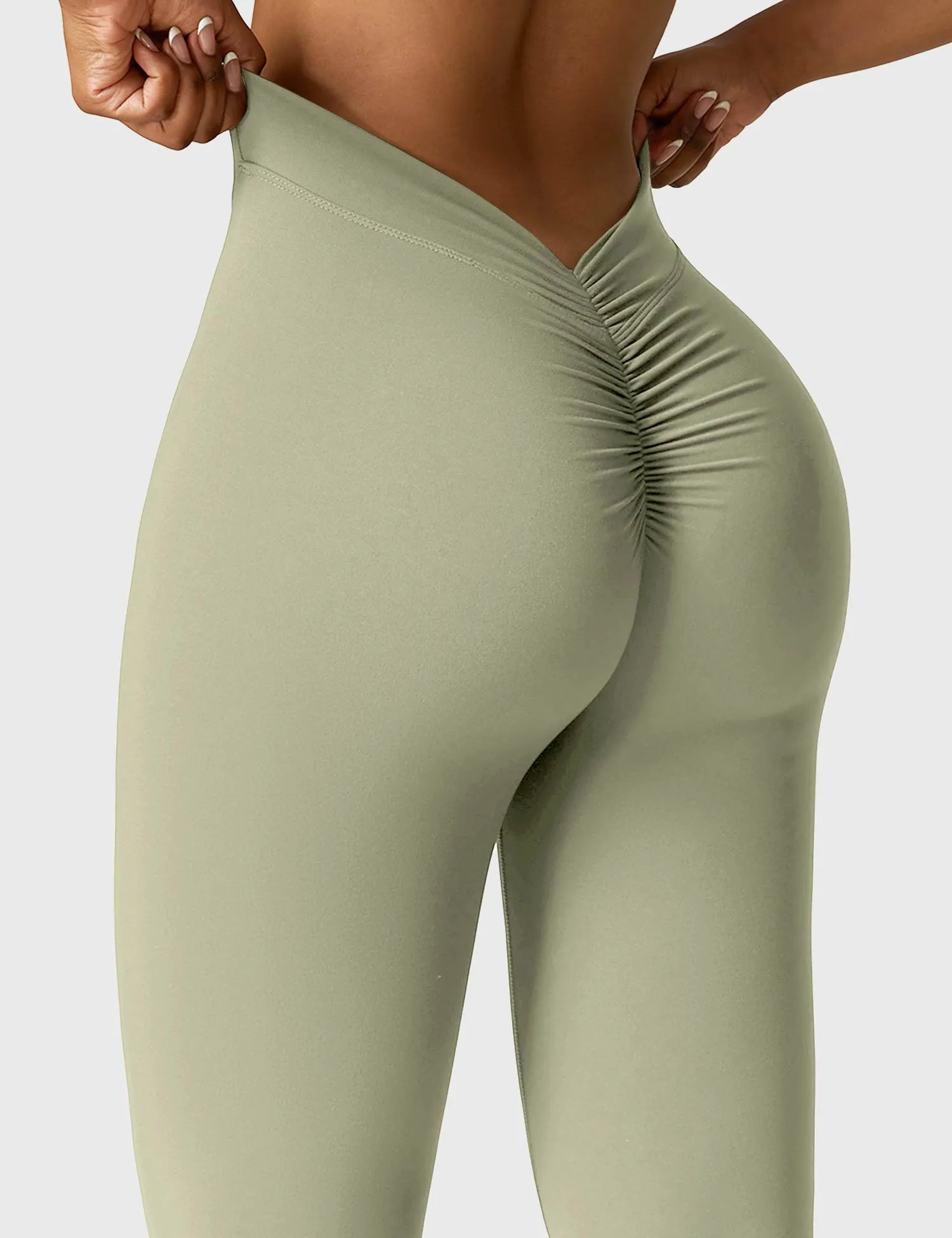 V-back Flare Leggings