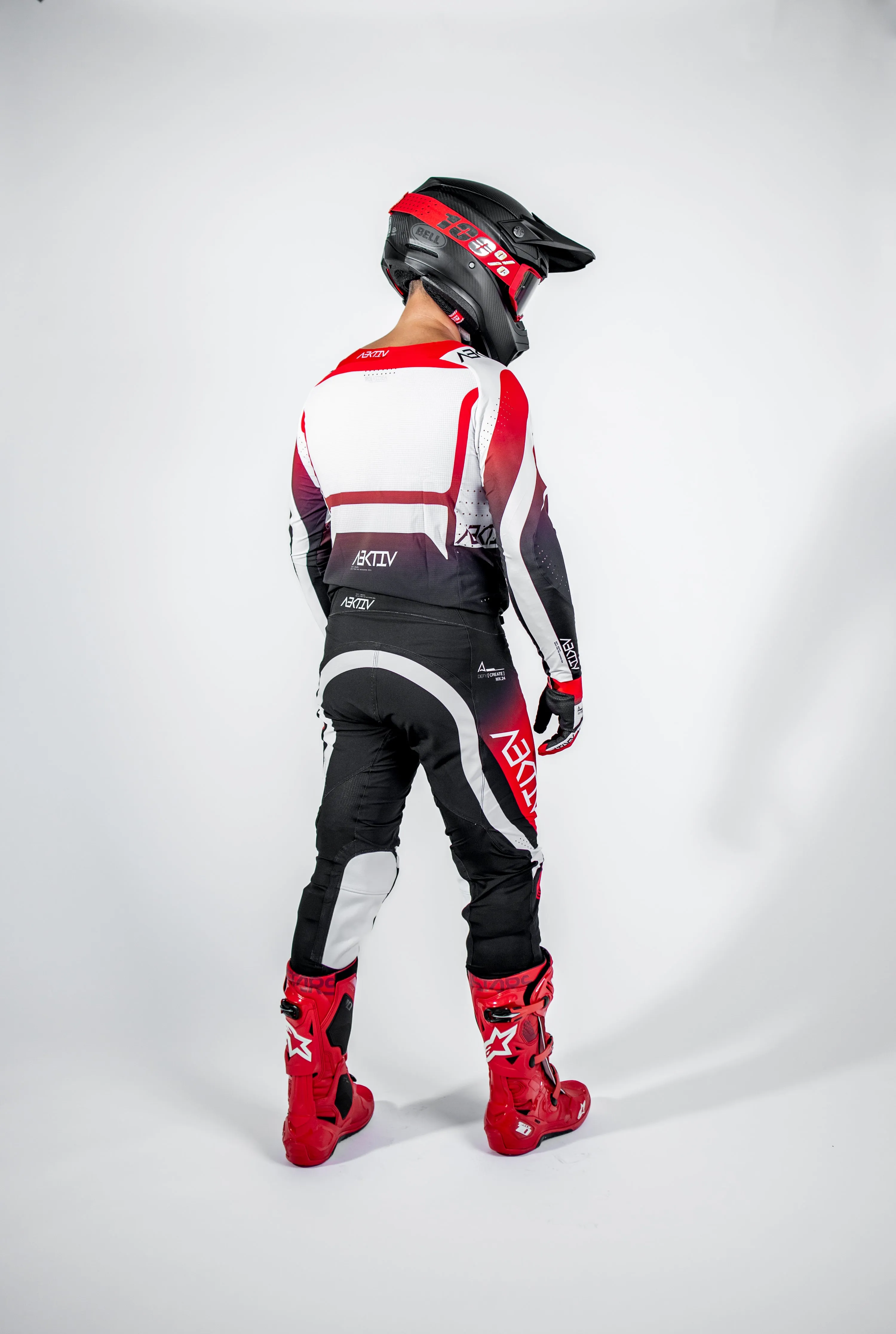 VAPR Jet Black / Red Pants
